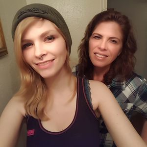 Meet your Posher, Dena